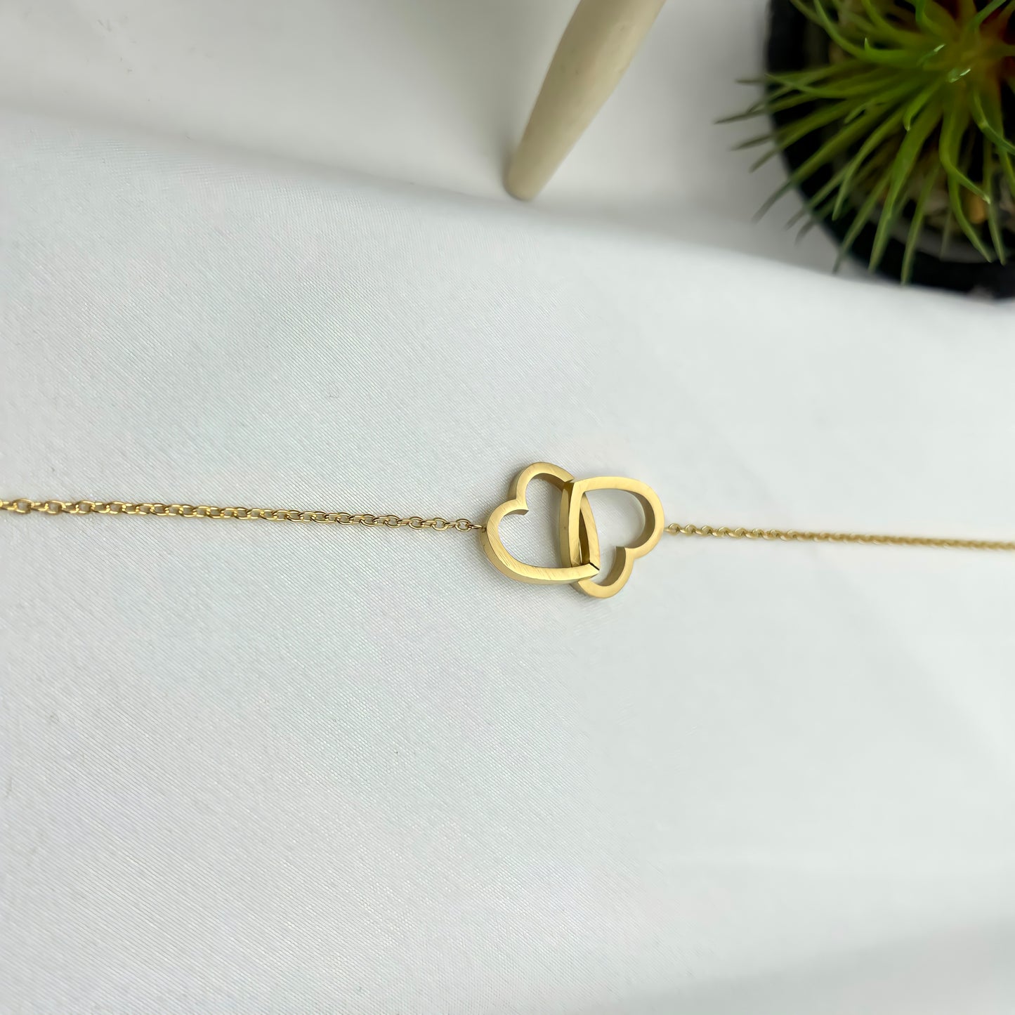 Interlocking Hearts Love Necklace